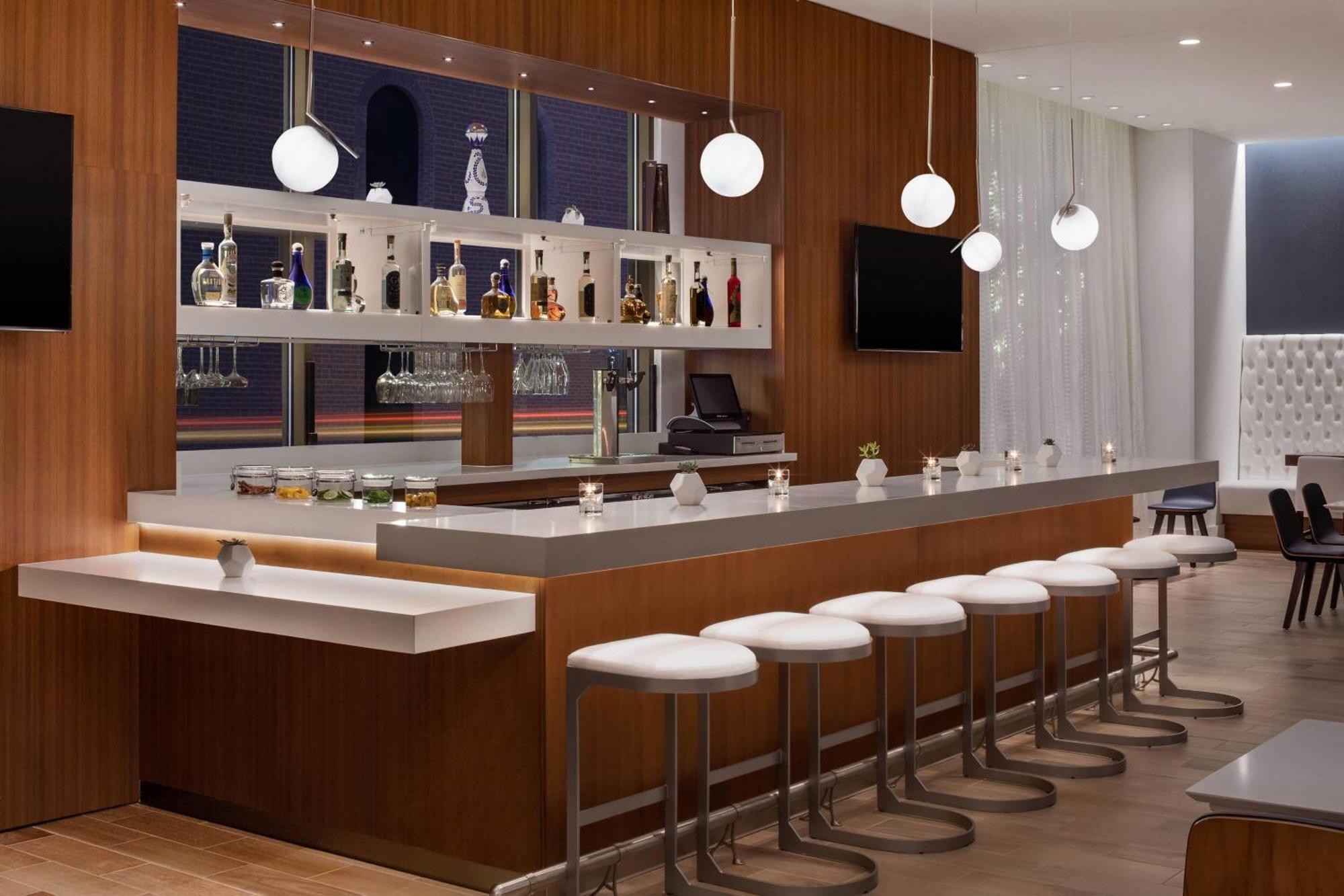 Residence Inn By Marriott Stamford Downtown Bagian luar foto